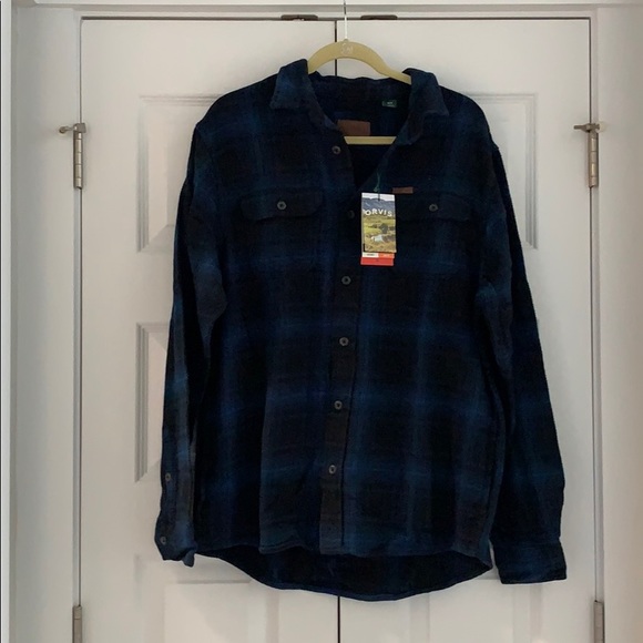 Never worn Men’s blue Orvis flannel - Picture 3 of 4